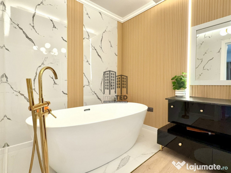 Vilă elegantă cu piscină privată în complex exclusivist