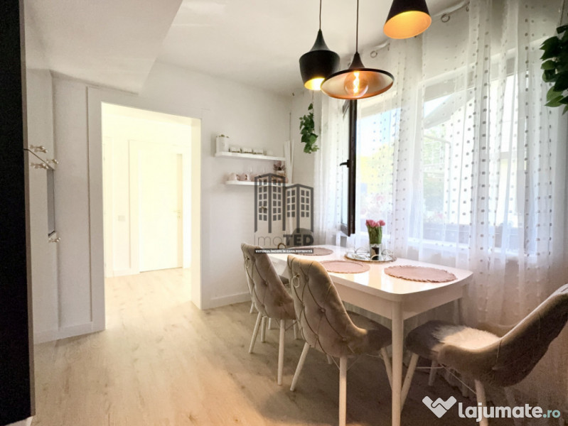 Vilă elegantă cu piscină privată în complex exclusivist