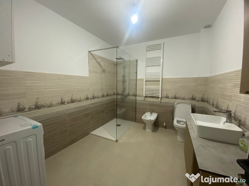 Apartament 2 camere semidecomandat, 65mp, prima închiriere