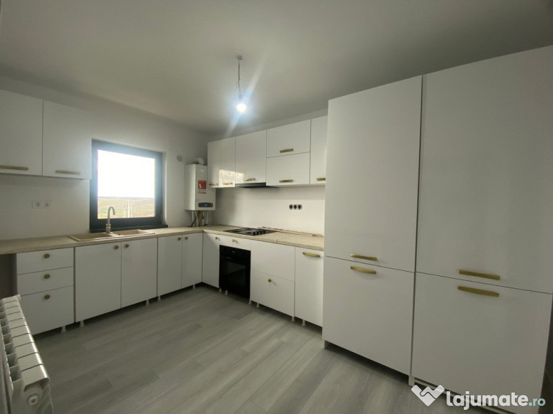 Apartament 2 camere semidecomandat, 65mp, prima închiriere