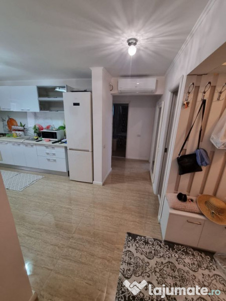 Capitol-apartament 3 camere decomandat finisat modern