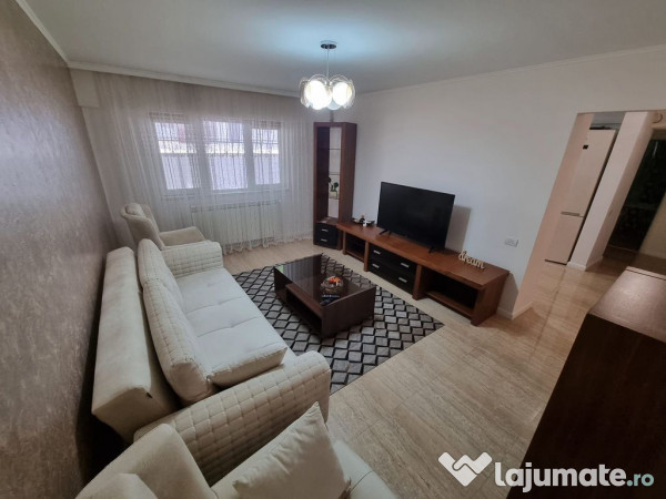 Capitol-apartament 3 camere decomandat finisat modern