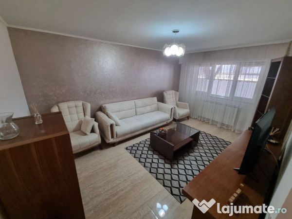 Capitol-apartament 3 camere decomandat finisat modern