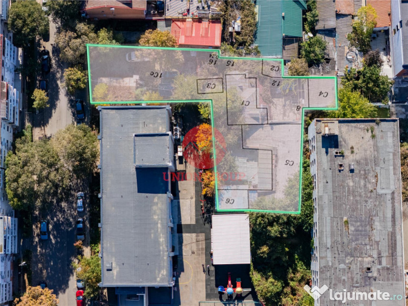 Strada Unirii nr 65... Imagineaza- ti ca Aici Poate fi Teren 