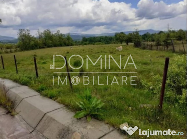 Teren 5000 mp, cu utilități, în comuna Crasna 