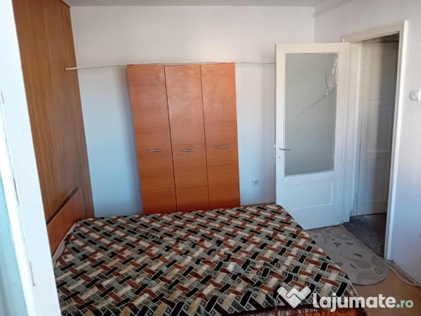 Ap 2 cam Aleea Ulmilor troita 50mp etaj 4Centrala termopan termoizolat