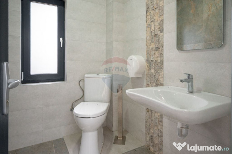 Casă nouă în Stupini: 4 camere, 3 băi și teren gener...