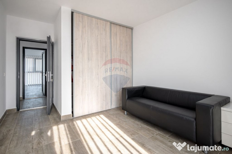 Casă nouă în Stupini: 4 camere, 3 băi și teren gener...