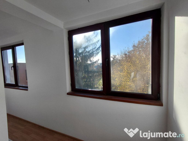 De vânzare – Casă D+P+2E+M în zona ultracentrală id... 