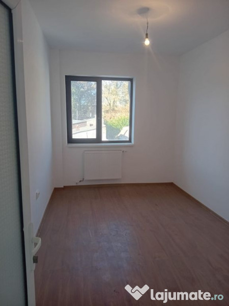 De vânzare – Casă D+P+2E+M în zona ultracentrală id... 