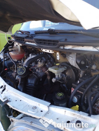 Autorulota Ford Transit 2.5 diesel 