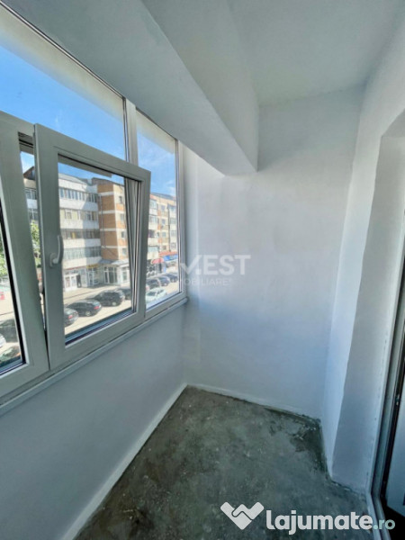 DE VANZARE-APARTAMENT 4 CAMERE-GALATA