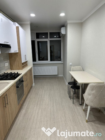 Garsoniera de inchiriat in zona Aviatiei 