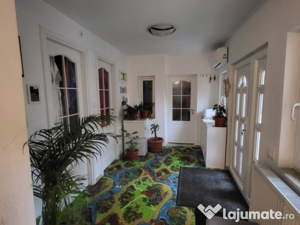 Casa, 4 camere,constructie 1970,teren 259mp,Bucurestii Noi,215.000euro 