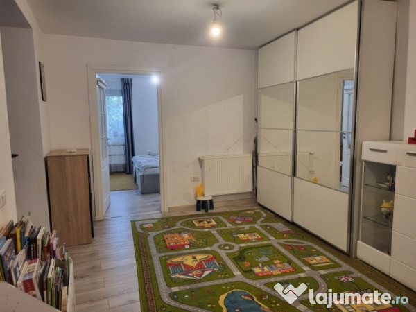 Casa, 4 camere,constructie 1970,teren 259mp,Bucurestii Noi,215.000euro 
