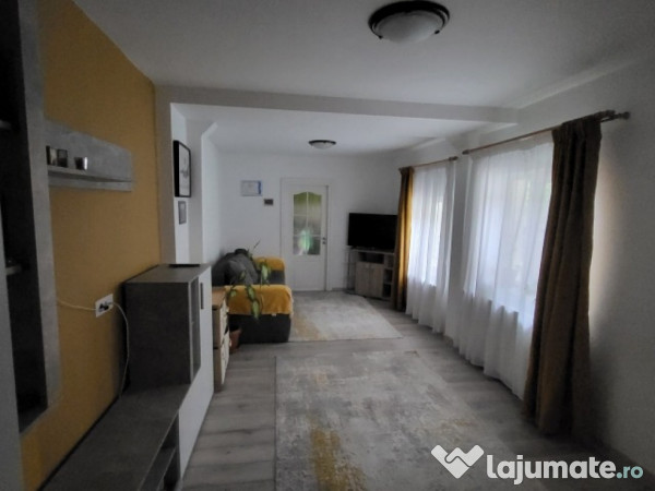 Casa, 4 camere,constructie 1970,teren 259mp,Bucurestii Noi,215.000euro 
