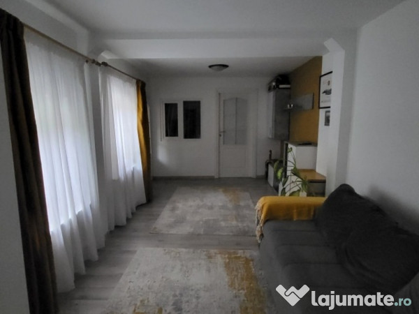 Casa, 4 camere,constructie 1970,teren 259mp,Bucurestii Noi,215.000euro 