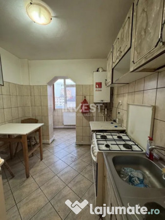 Apartament de vanzare, 3 camere, zona Pacurari - Toma Cozma, 