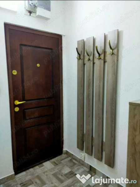 Două camere Tatarasi vis-a-vis de parcul Ciurchi 