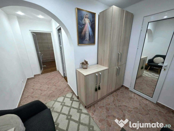 Vand apartament 2 camere ultracentral