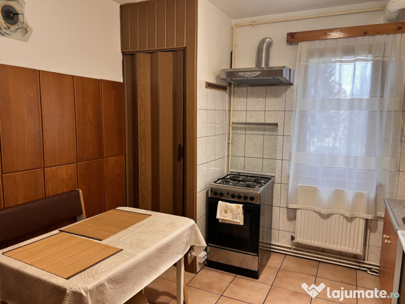 Ap 2 camere sd et 2 bacon str luptei cedonia-viteazu