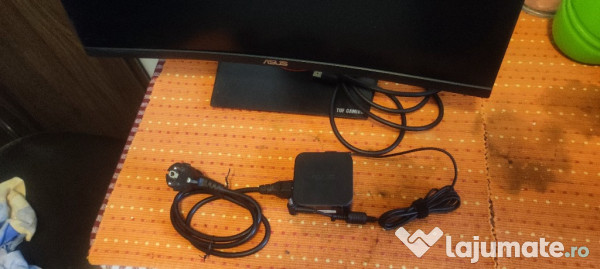 Monitor Curbat Gaming LED VA Asus TUF 23.6", 144Hz, 1ms, Full HD 