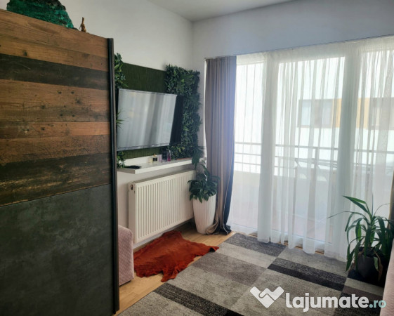 Apartament 2 camere decomandat,zona Stejarului