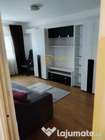 Apartament 2 camere decomandat in Podul de Fier