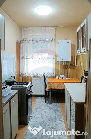 Apartament 3 camere decomandate – zonă excelentă, car...