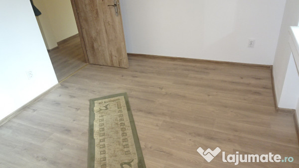 Inchiriez apartament 2 camere in Deva, zona ultracentrala, parter, 