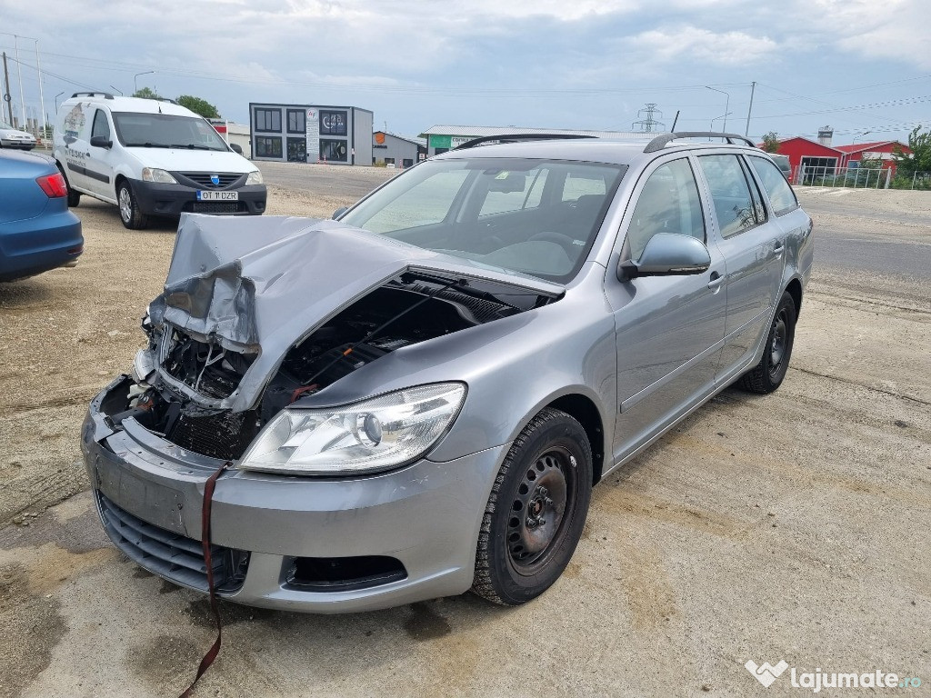 Dezmembrez Skoda Octavia II Facelift Break 1.2 TSI CBZB 105 cai 
