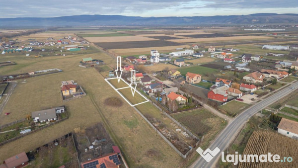 Două Loturi Alăturate de 500 mp Disponibile în Bod, St... 