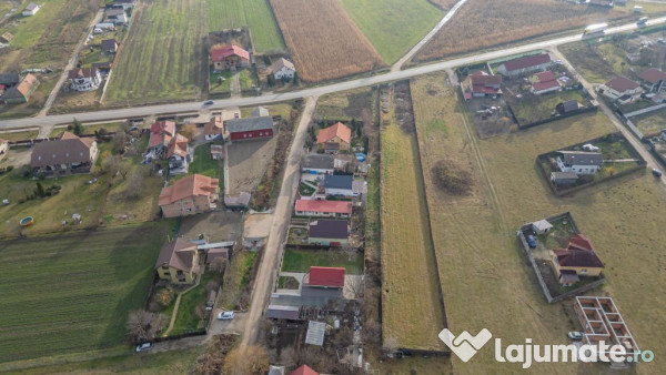 Două Loturi Alăturate de 500 mp Disponibile în Bod, St... 