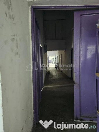 Hala industriala (1000 mp) si teren (4000 mp), Scornicesti, 