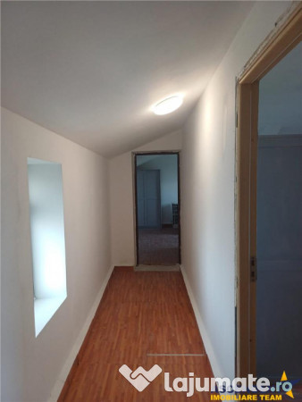 Casa si pentru cazare muncitori in zona parcului industrial 