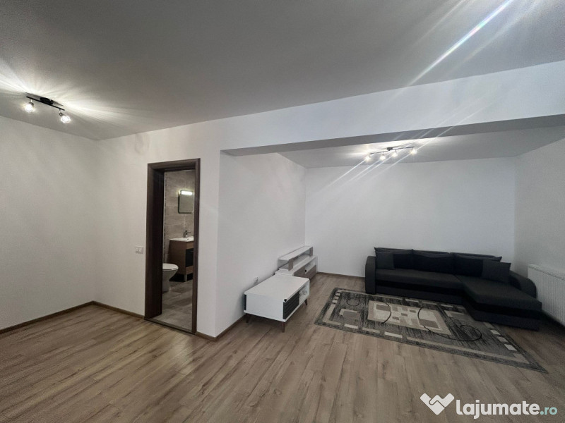 Prima închiriere. Apartament 2 camere, parcare inclusă – Florești