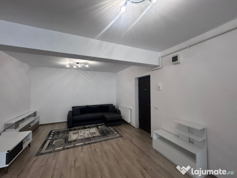 Prima închiriere. Apartament 2 camere, parcare inclusă – Florești
