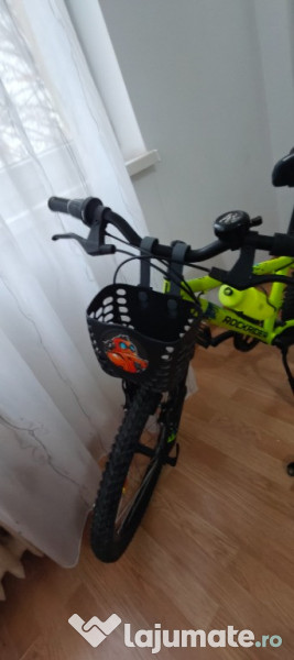 Bicicleta pentru copii 