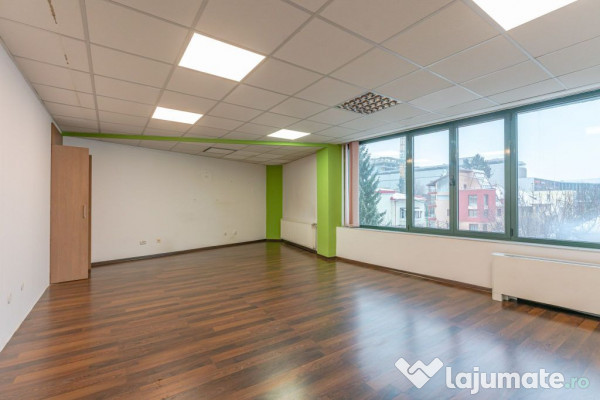 Închiriere spațiu birouri Patria: 194 mp total cu opți...