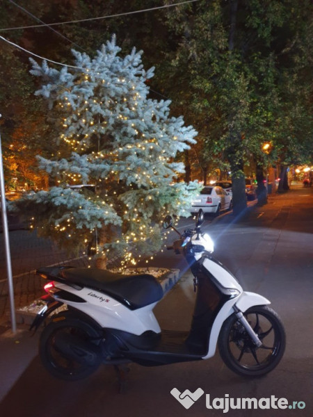 Scuter Piaggio Liberty S 2021 