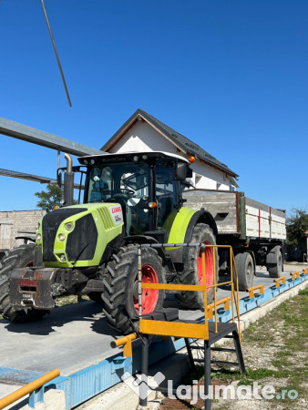 Tractor Claas ARION 