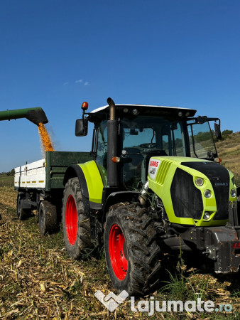Tractor Claas ARION 