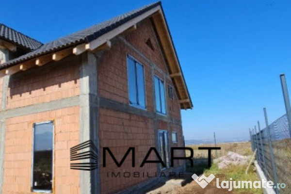 Casă la Roșu | Proiect Finalizabil Premium