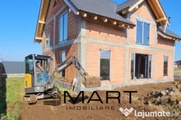 Casă la Roșu | Proiect Finalizabil Premium