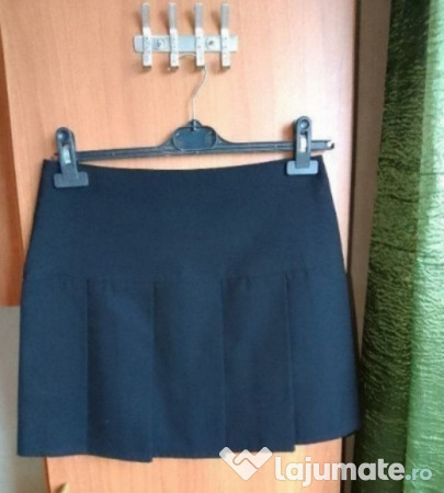 2 Fuste dama noi M