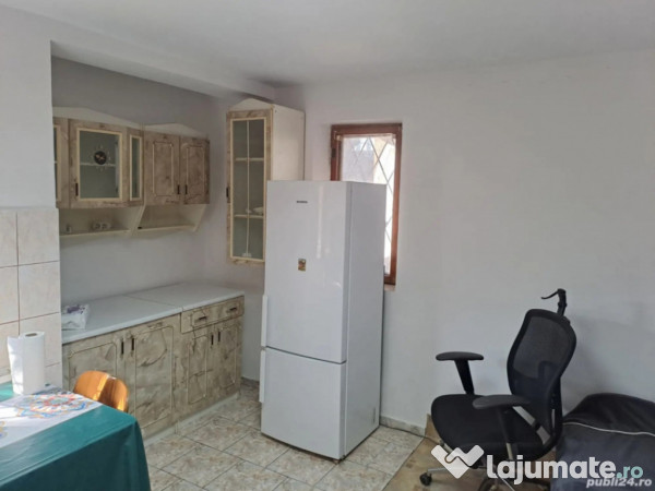 CASA 7 CAMERE , SUPRAFATA TOTALA 180 MP , TEREREN 600 MP 