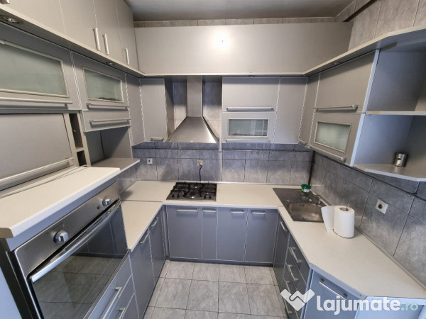 Spatiu generos ptr. salon,birou,after school,cabinet etc.Alunisului 