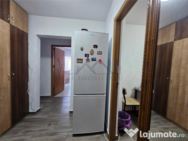 Apartament 2 camere renovat zona Canta