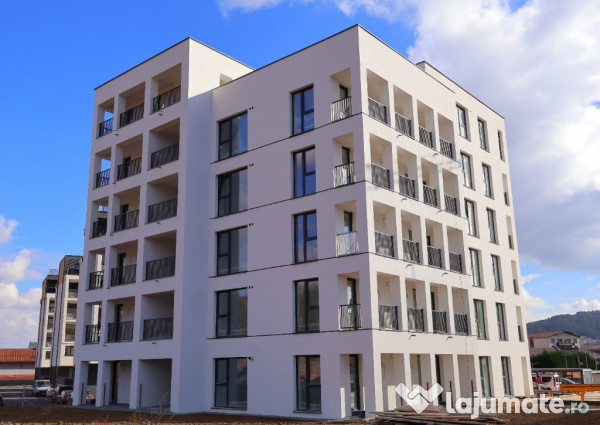 2 camere cu balcon mare, etaj 1/5 – posibilitate decomandare, Florești