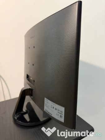 Monitor SAMSUNG Curbat Gaming 24” ca NOU1920x1080 60HZ 